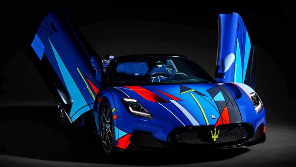 مازراتی منحصر به فرد MC20 Cielo “Opera d’Arte” در نمایشگاه Milano AutoClassica ارائه شد.